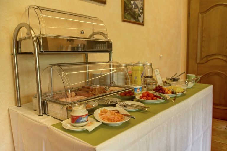 breakfast-868439_1280